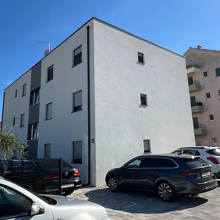 With Parking Space - 24640 Apartment Trogir